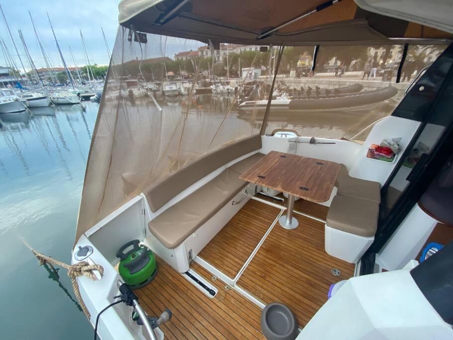 Hotel Sejour Sur Bateau De Plaisance Mandelieu Zewnętrze zdjęcie